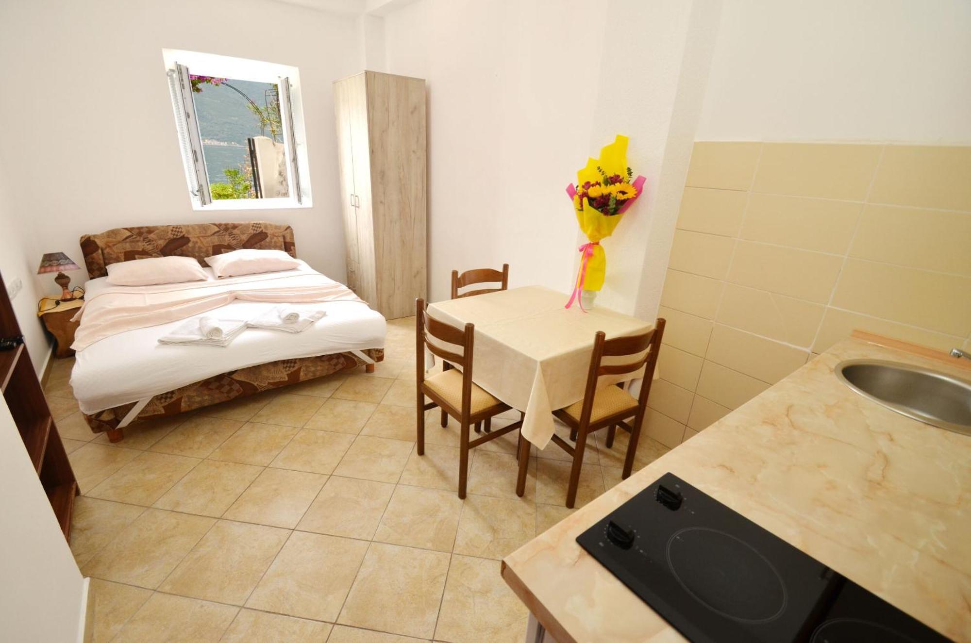Apartments Mir I Dobro Kotor Zewnętrze zdjęcie
