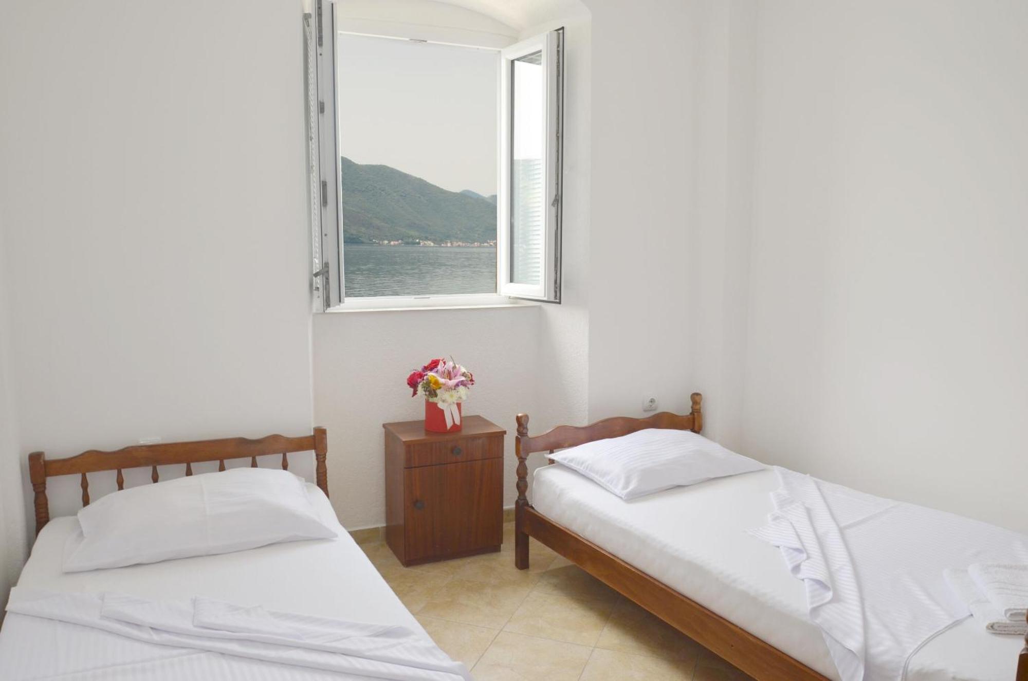 Apartments Mir I Dobro Kotor Zewnętrze zdjęcie