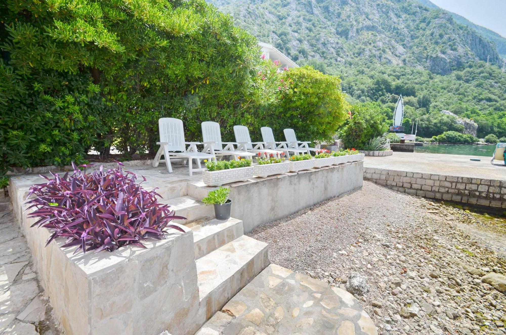 Apartments Mir I Dobro Kotor Zewnętrze zdjęcie